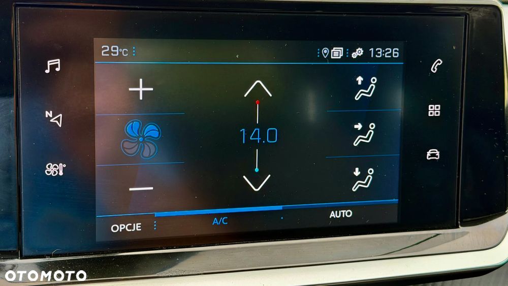 Peugeot 2008 PureTech 130 EAT8 Allure Pack - 24