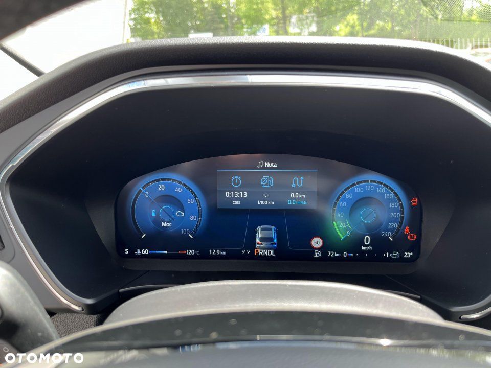Ford Kuga - 16