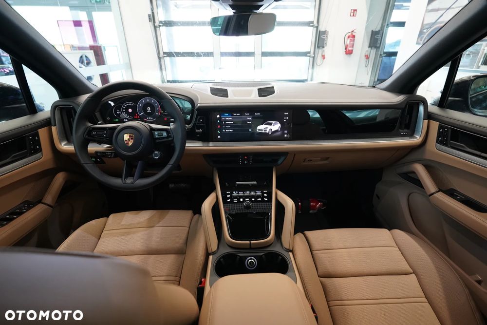 Porsche Cayenne Standard - 12