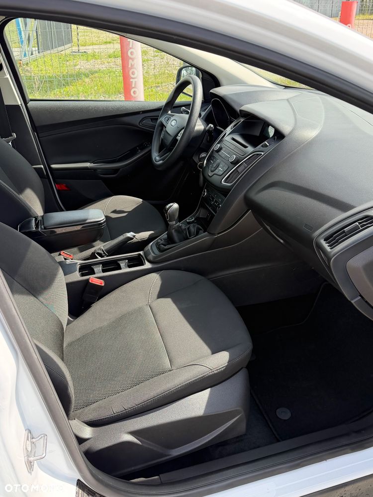 Ford Focus - 9