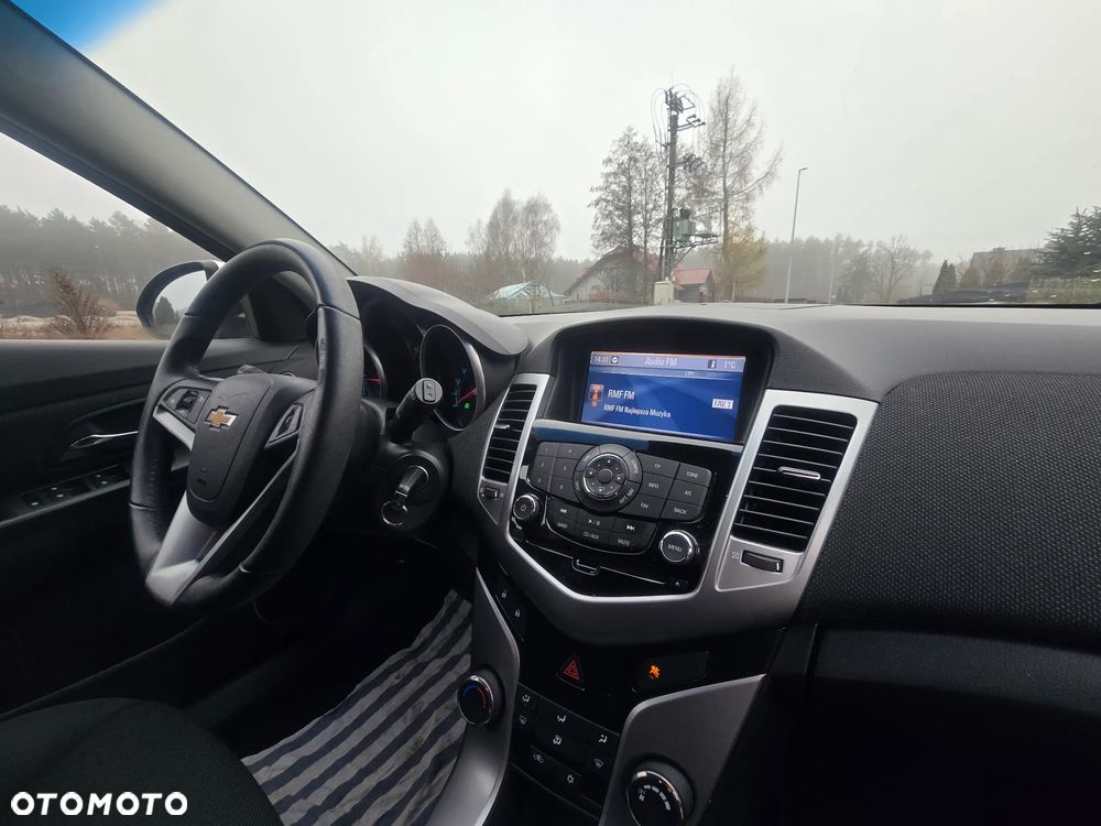 Chevrolet Cruze 2.0 LTZ - 18