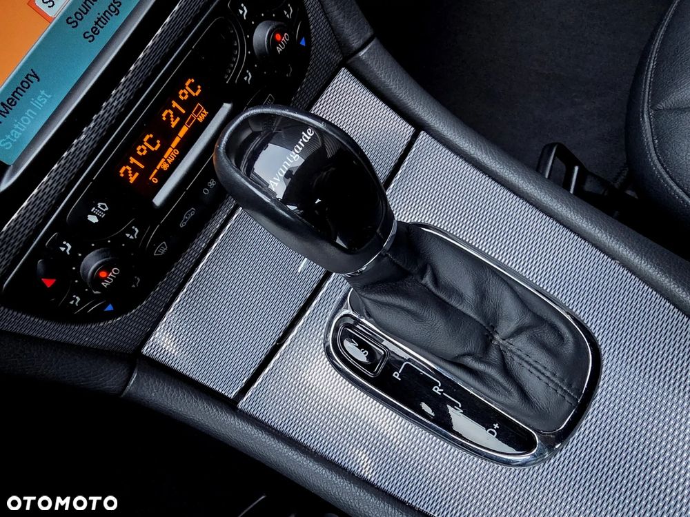 Mercedes-Benz CLK - 10