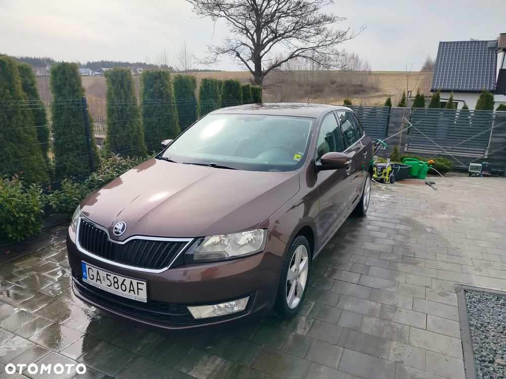 Skoda RAPID 1.2 TSI Style - 10