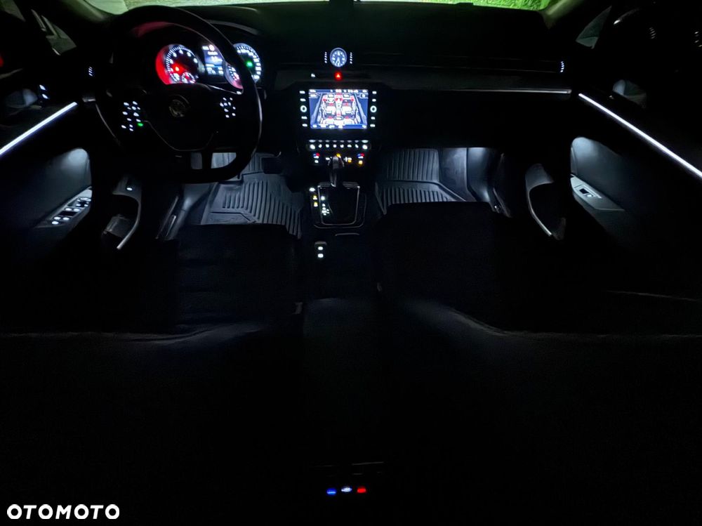 Volkswagen Passat 2.0 TSI BMT Highline DSG - 23