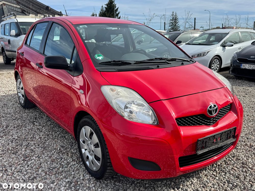 Toyota Yaris 1.33 Luna - 2