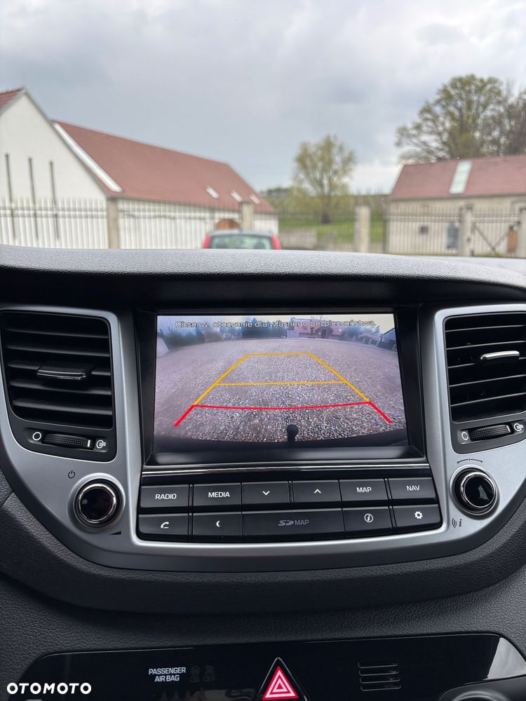 Hyundai Tucson 2.0 CRDI BlueDrive Style 2WD - 27