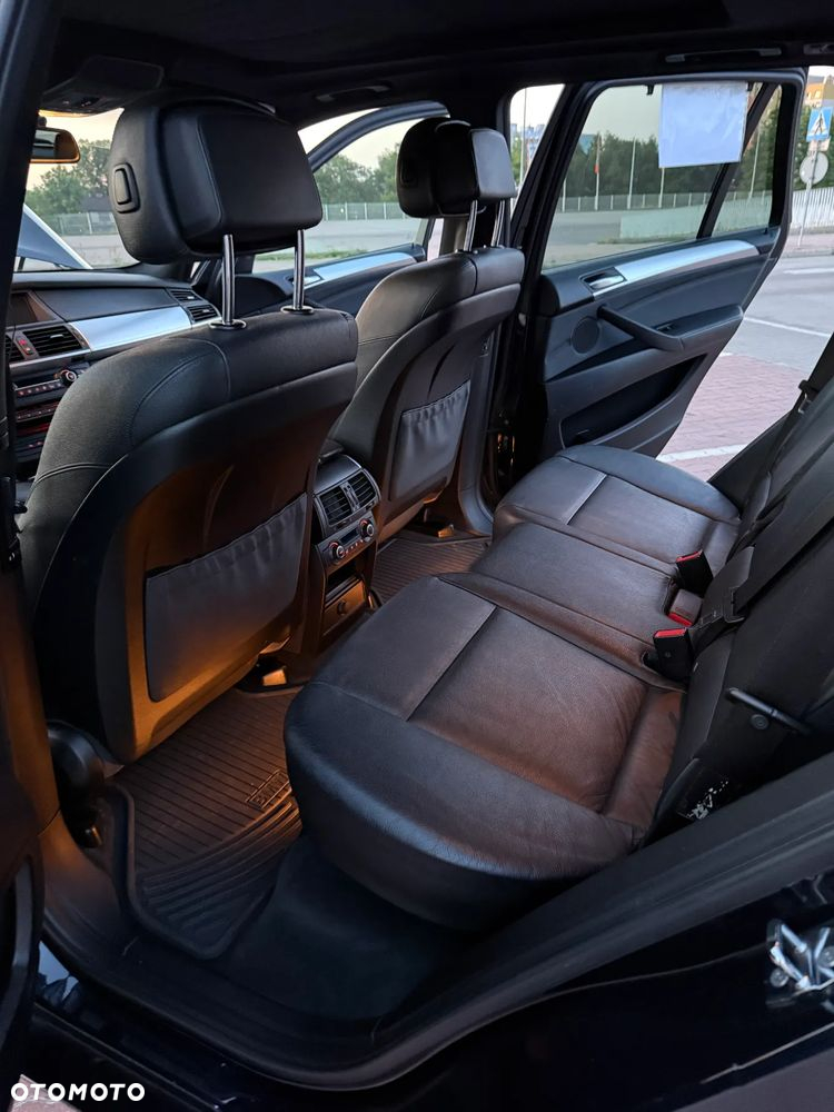 BMW X5 3.0si xDrive - 15