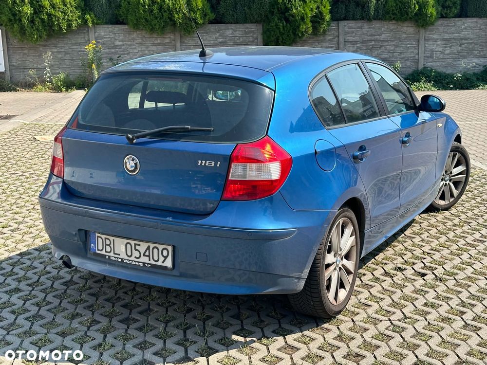 BMW Seria 1 118i - 3