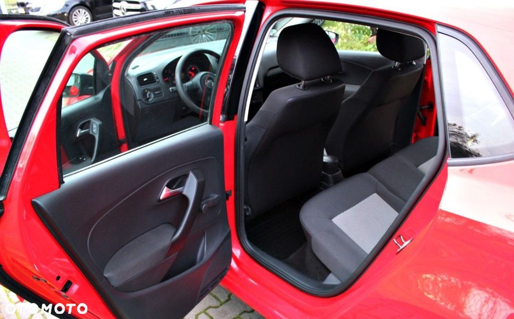 Volkswagen Polo - 12