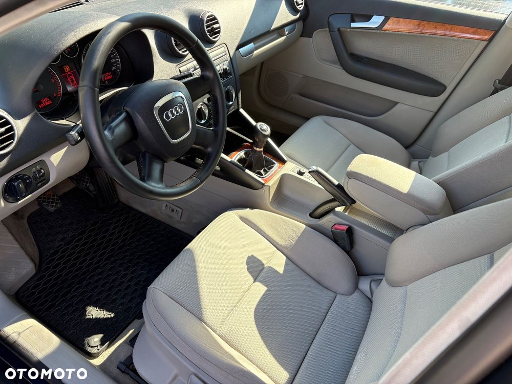 Audi A3 Sportback 1.9 TDI Ambiente - 5