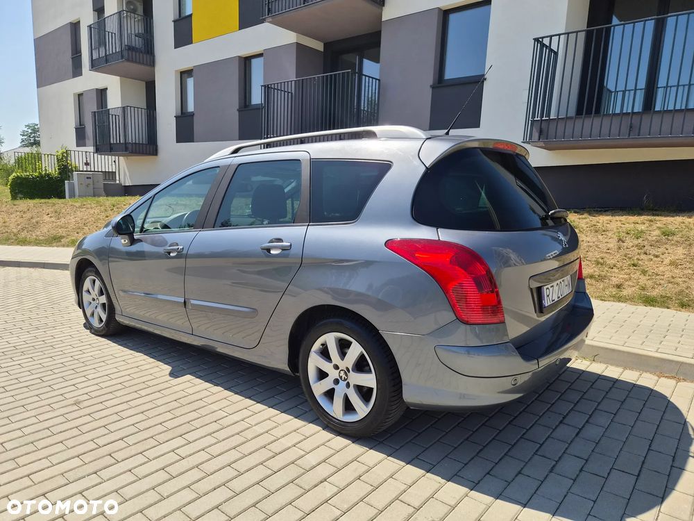 Peugeot 308 - 3