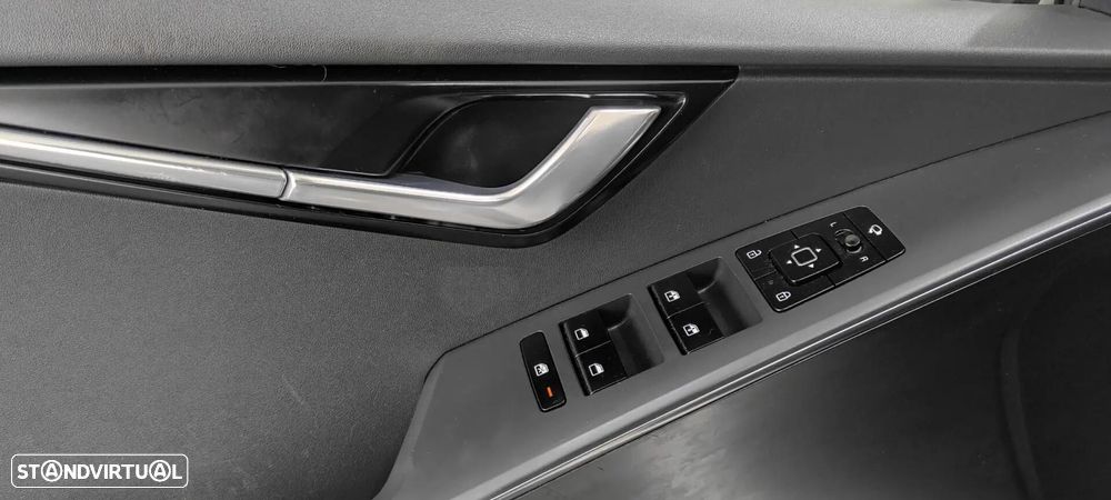 Kia Niro EV 64kWh Tech - 28