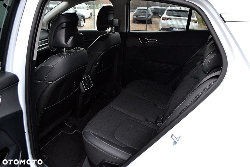 Kia Sportage - 16