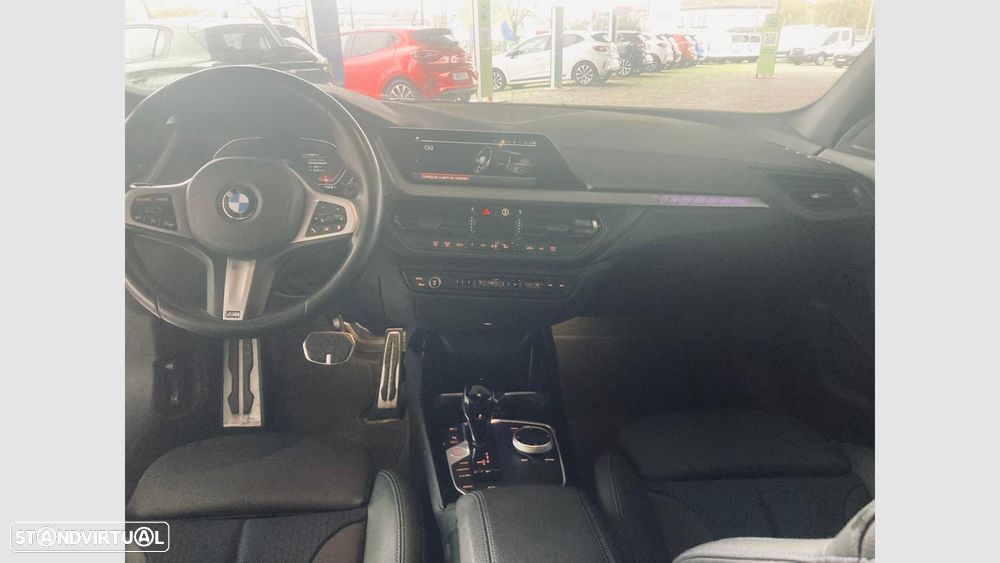 BMW 116 d Pack Desportivo M Auto - 10