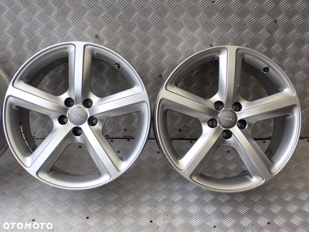 FELGI ALUMINIOWE AUDI 8JX19  ET 39  5X112  8R0601025 L - 2