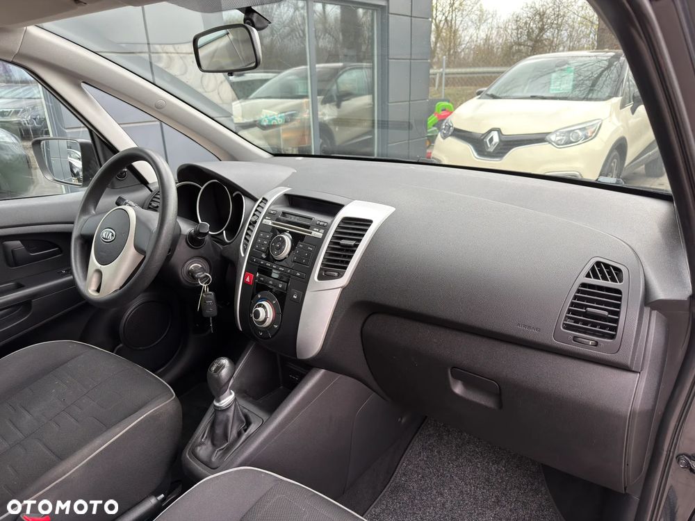 Kia Venga 1.4 CVVT Attract - 31
