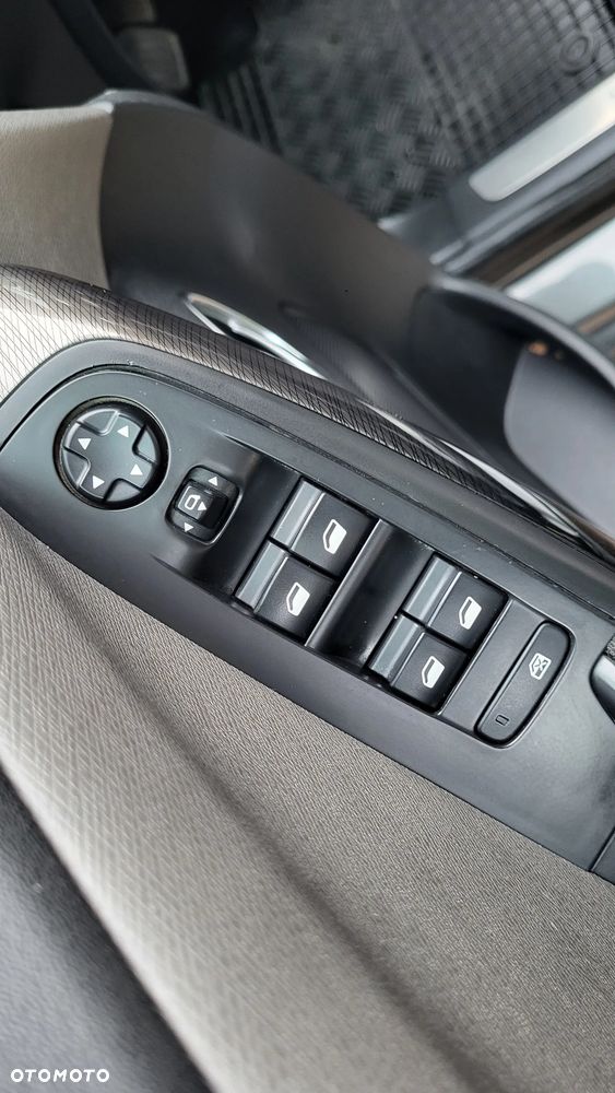 Citroën C4 Picasso BlueHDi 150 EAT6 Exclusive - 16