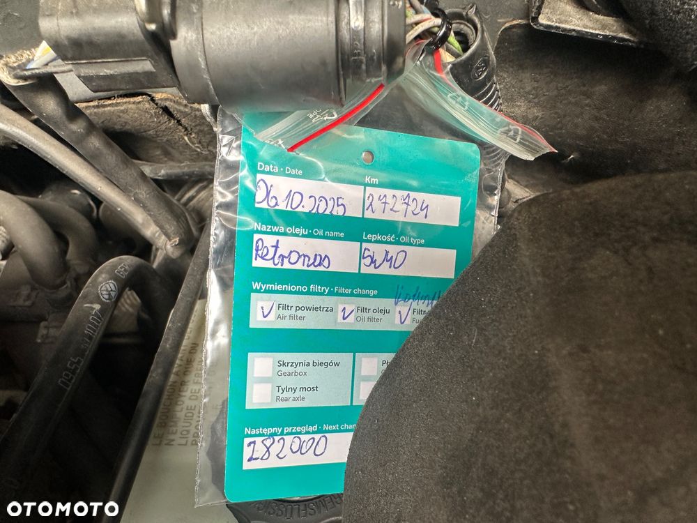 Volkswagen Golf - 16
