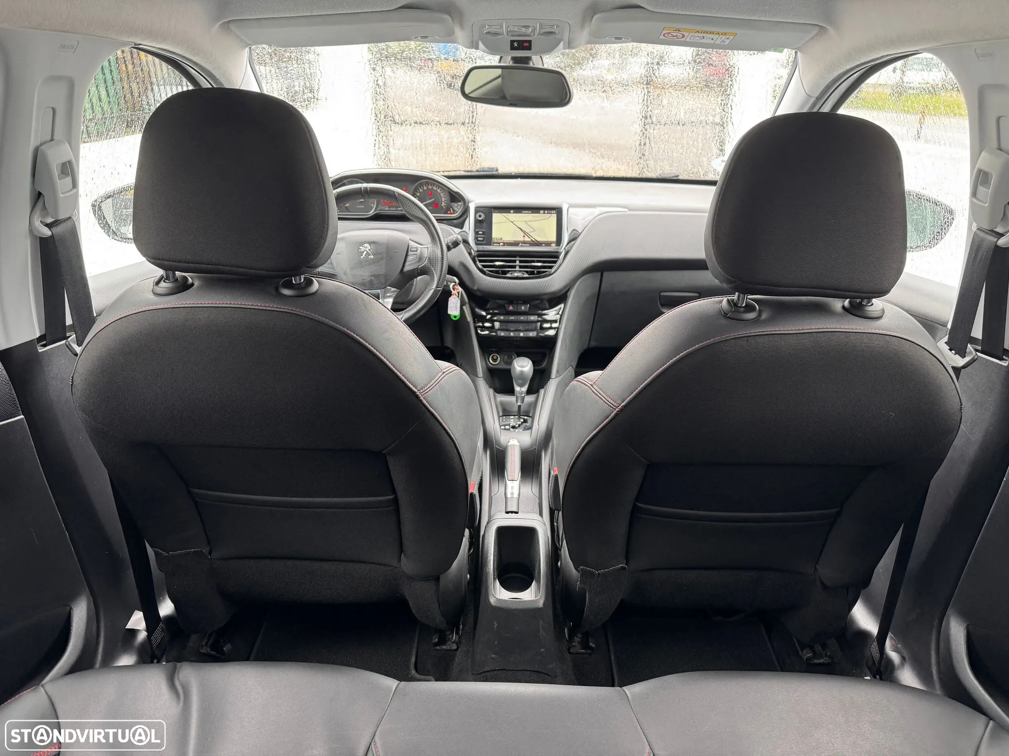 Peugeot 208 1.2 PureTech GT Line EAT8 - 13