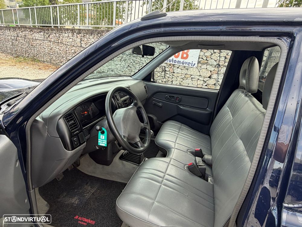 Mitsubishi L200 2.5TD Cab. Simples 3LUG Nacional - 7