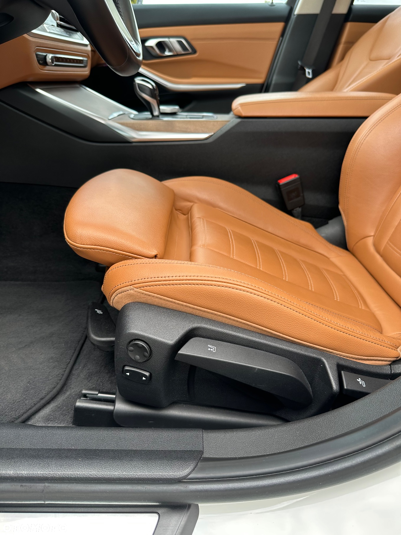 BMW Seria 3 320d Touring Luxury Line - 11