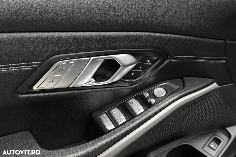 BMW Seria 3 320d xDrive AT Sport Line - 18
