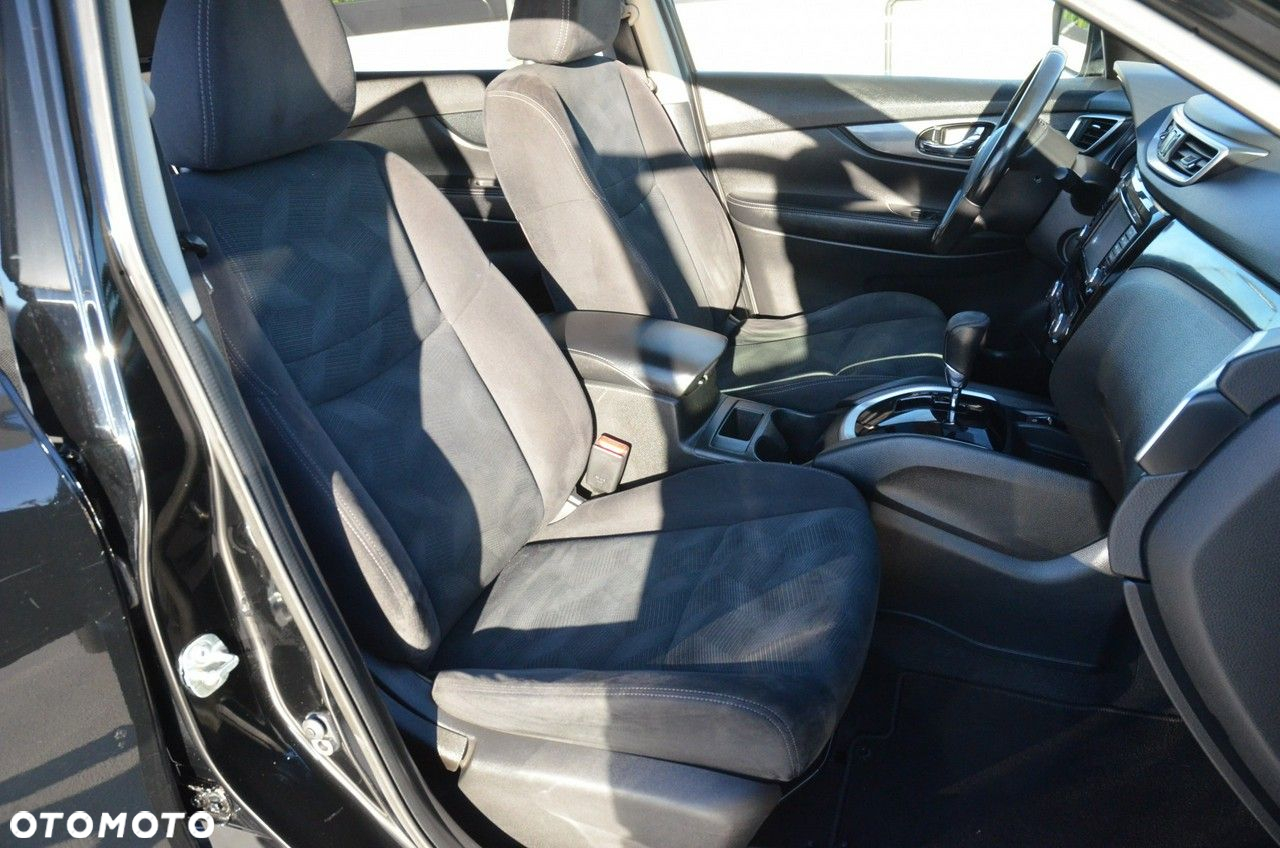 Nissan X-Trail 1.6 DCi Tekna 2WD Xtronic 7os - 26