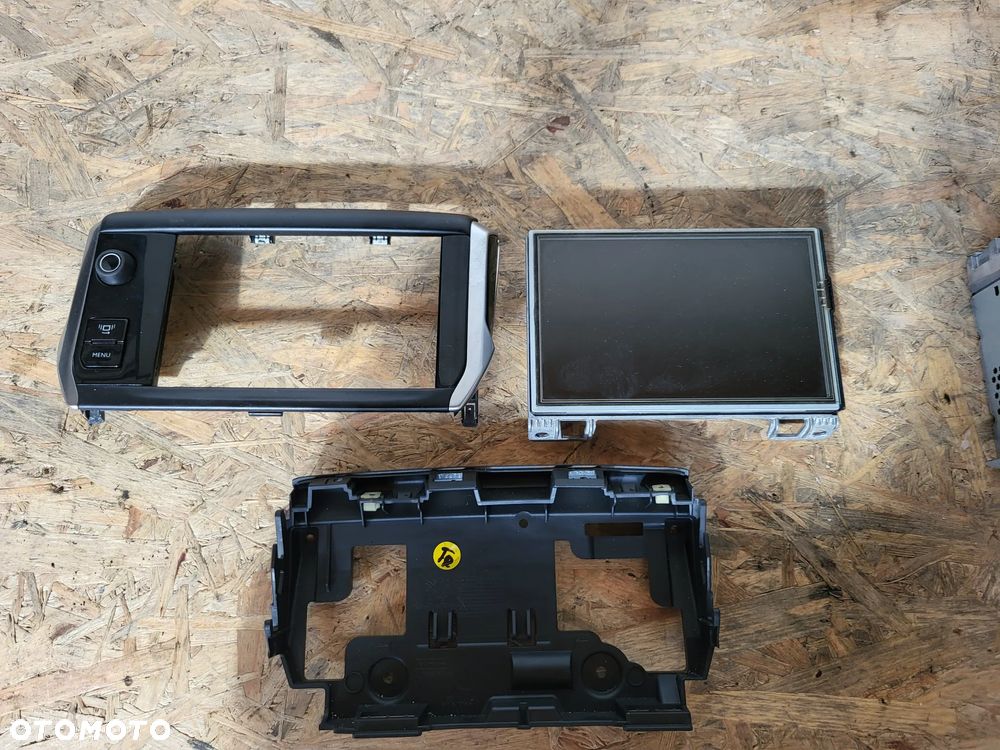 Radio nawigacja ekran Peugeot 208 - 2