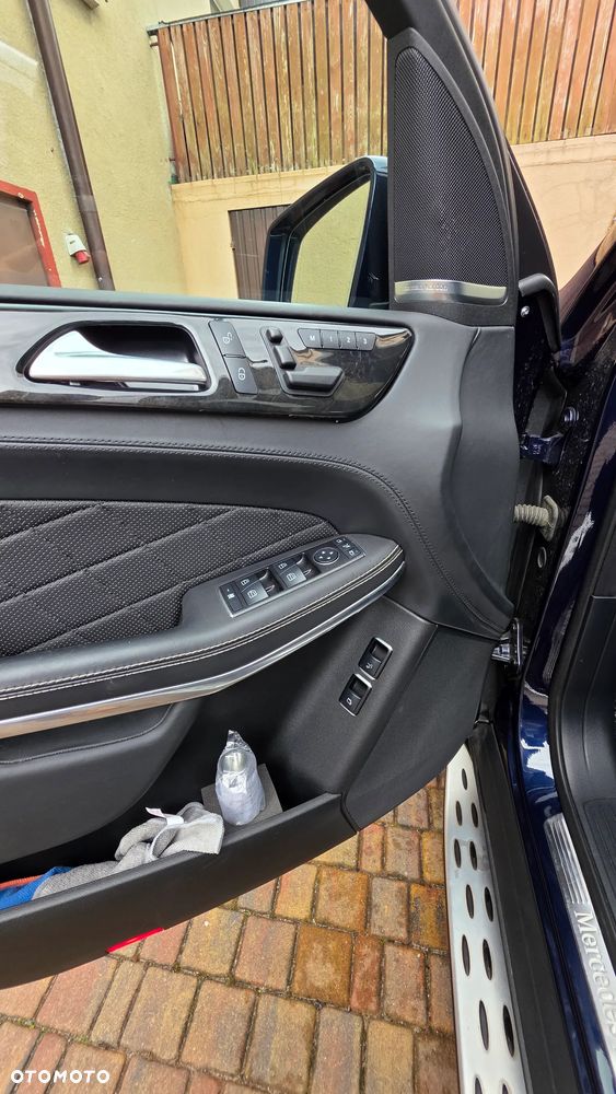 Mercedes-Benz GL 500 4Matic (BlueEFFICIENCY) 7G-TRONIC - 12