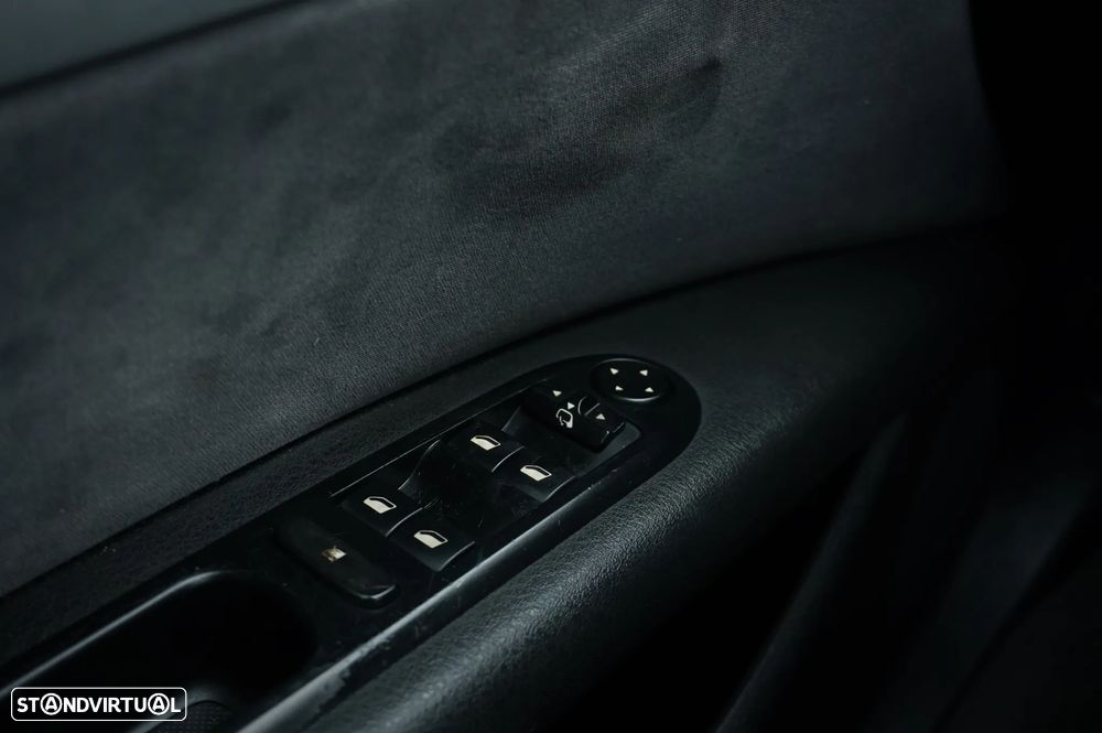 Peugeot 407 SW 1.6 HDi Premium - 27