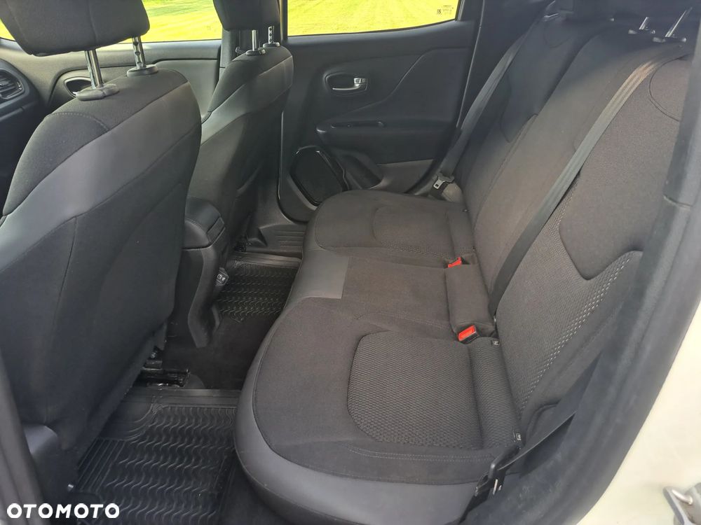Jeep Renegade 1.6 E-torQ Night Eagle - 10