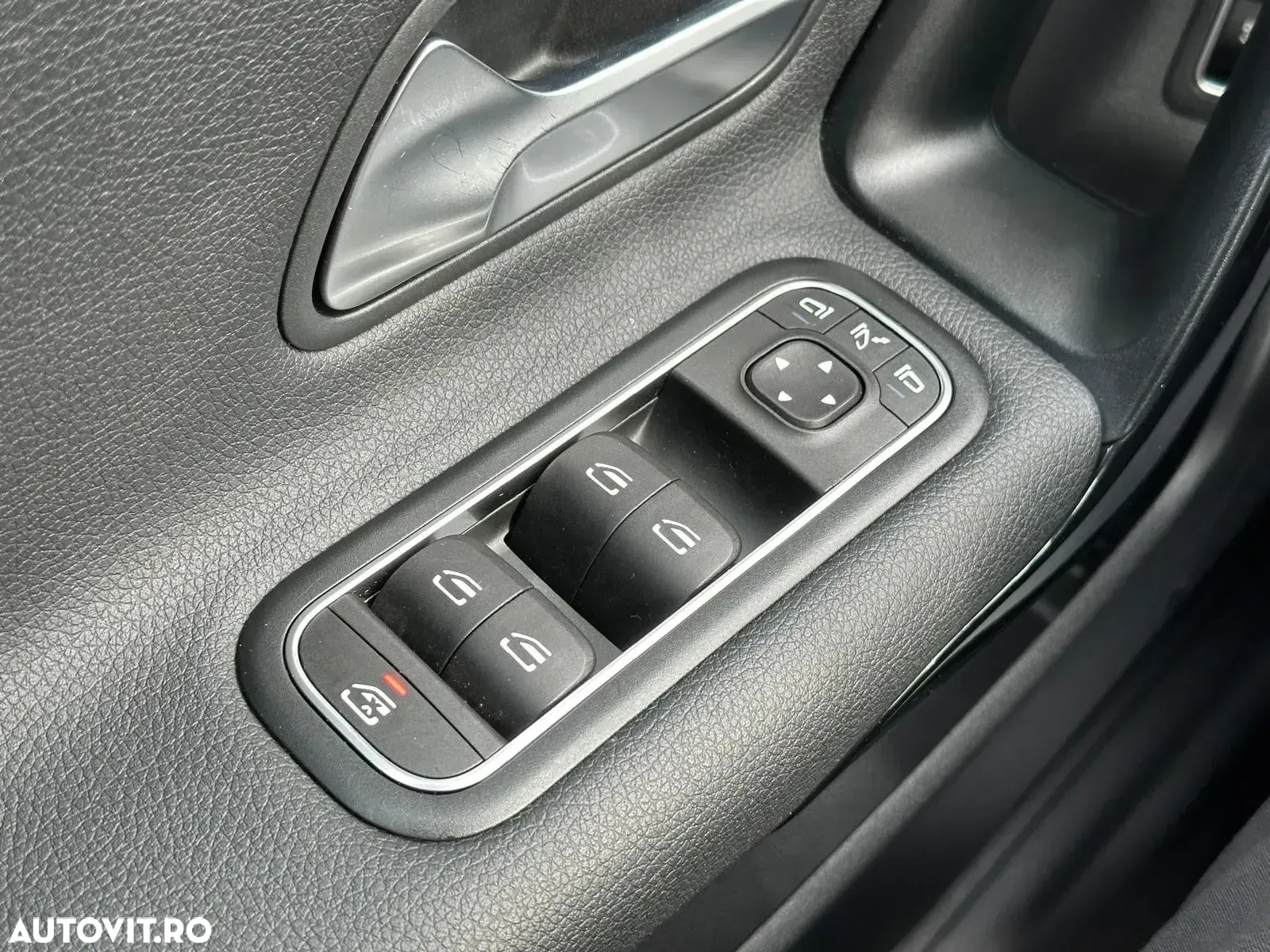 Mercedes-Benz CLA 180 d 7G-DCT - 30
