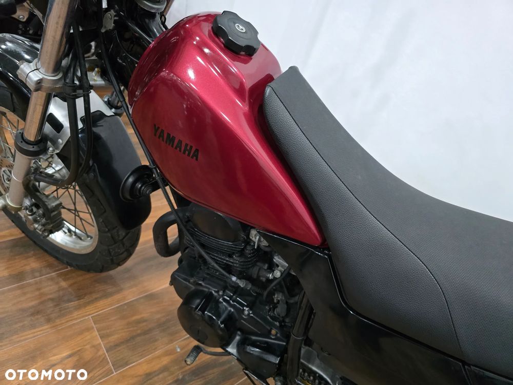 Yamaha TW - 22