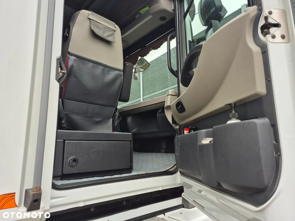 Renault Magnum 480 DXI - 11