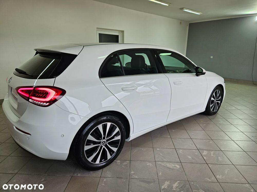 Mercedes-Benz Klasa A 180 d AMG Line 8G-DCT - 5