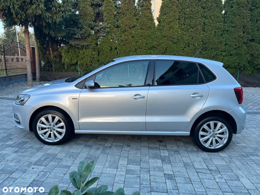 Volkswagen Polo 1.2 TSI Blue Motion Technology Lounge - 26