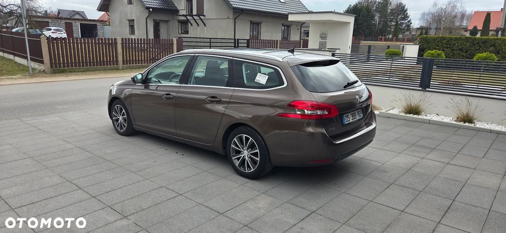 Peugeot 308 - 3