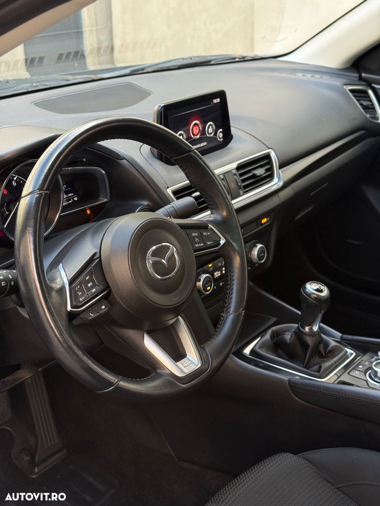 Mazda 3 G120 Revolution - 19