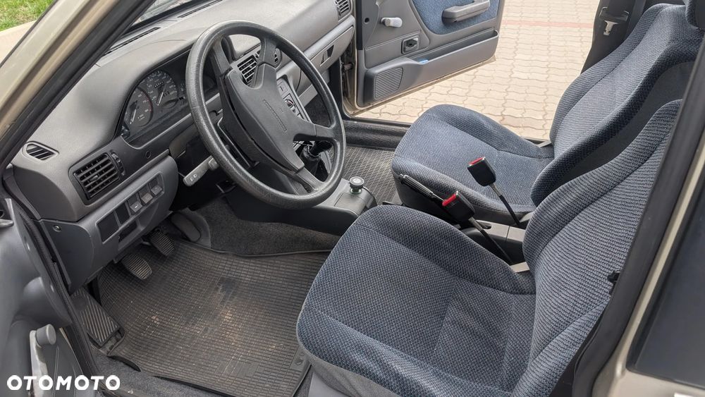 Polonez Caro - 9