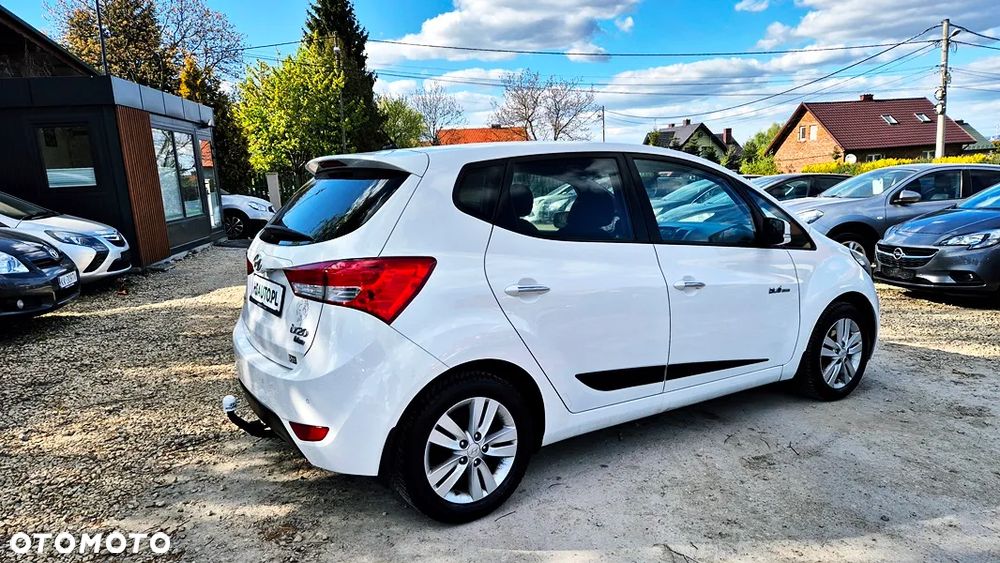 Hyundai ix20 1.4 Premium blue - 13
