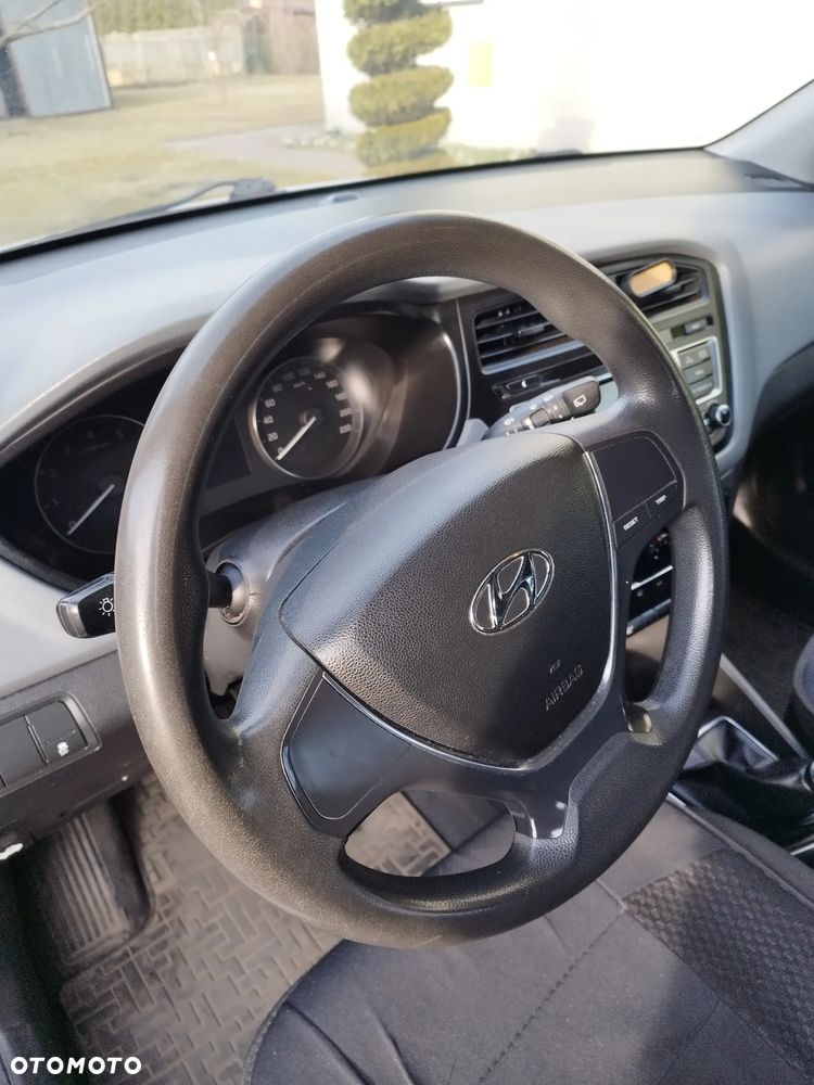 Hyundai i20 1.2 Classic Plus - 6