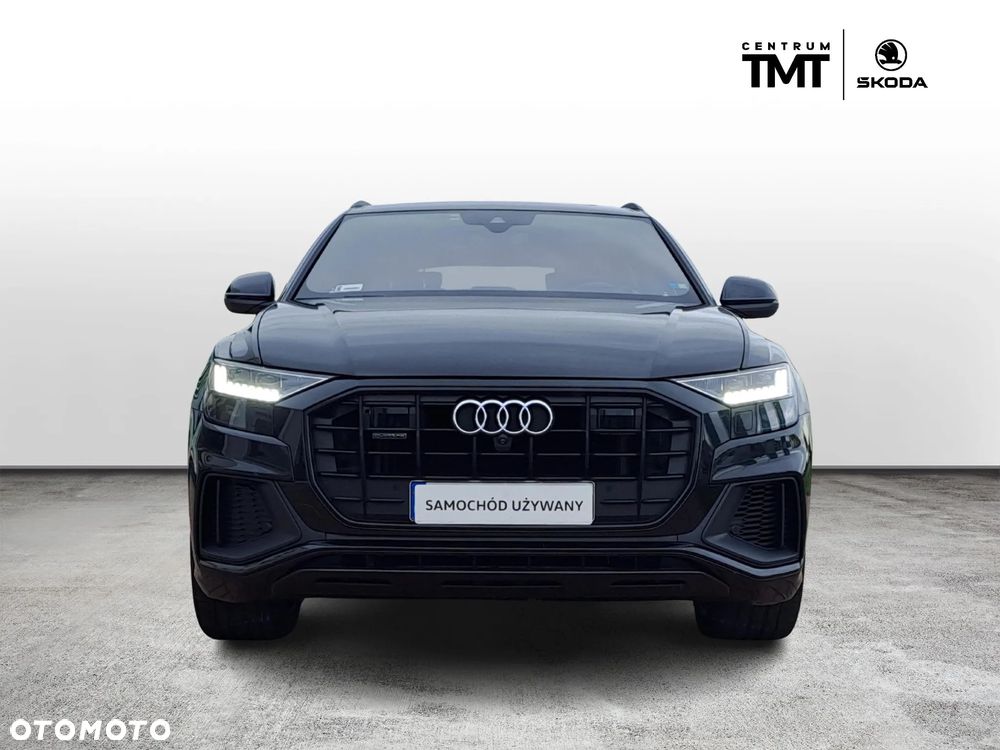 Audi Q8 - 8