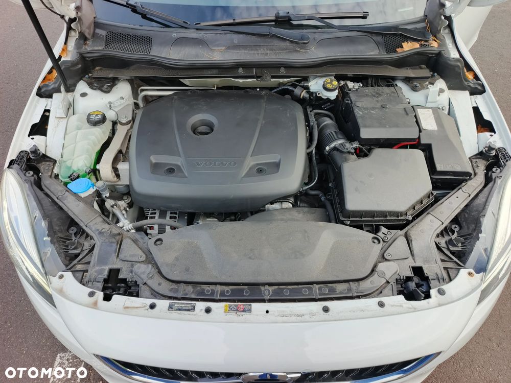 Volvo V40 - 27