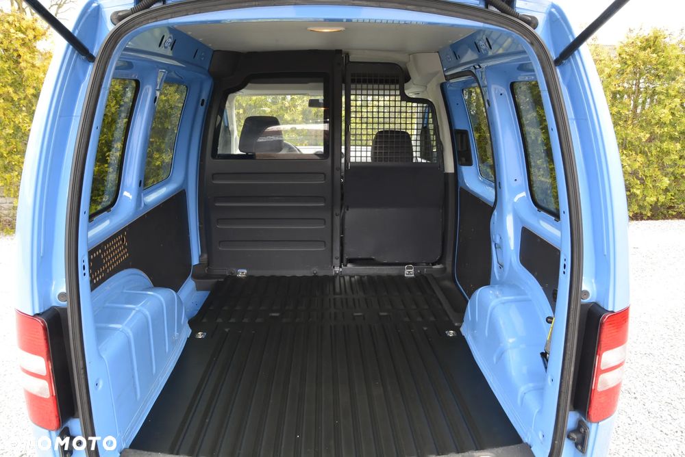 Volkswagen Caddy - 27