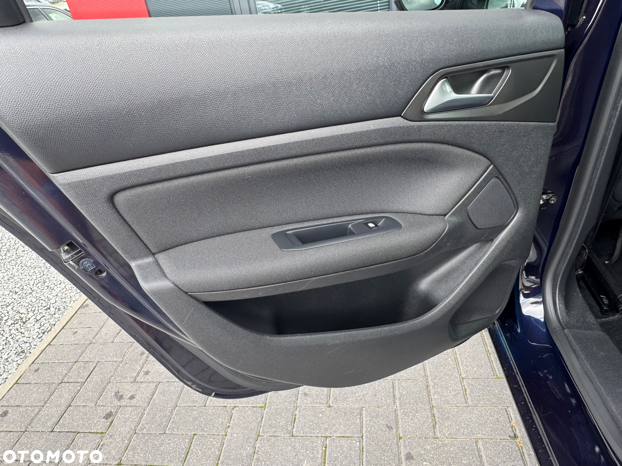 Peugeot 308 1.2 PureTech Allure S&S - 33