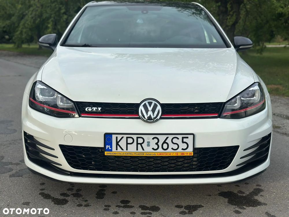 Volkswagen Golf GTI 2.0 TSI OPF DSG Performance - 3