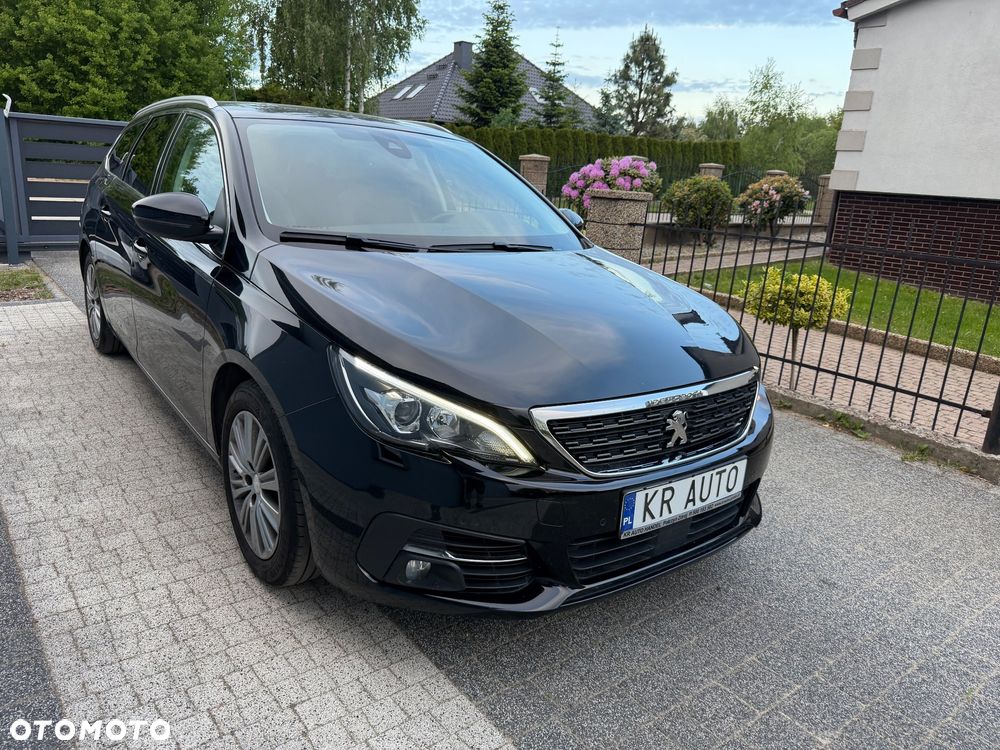 Peugeot 308 1.2 PureTech GPF Allure S&S - 1