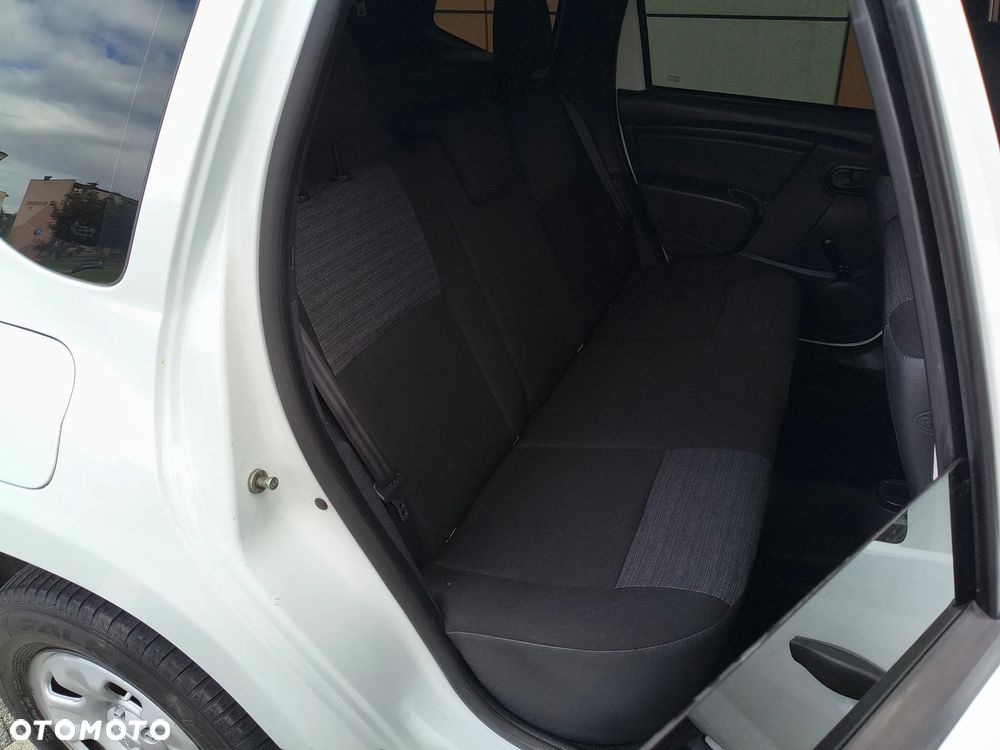 Dacia Duster 1.6 16V 4x2 - 19