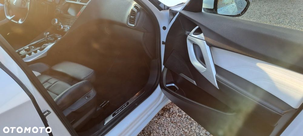 Citroën DS5 2.0 HDi Hybrid4 SportChic MCP - 10