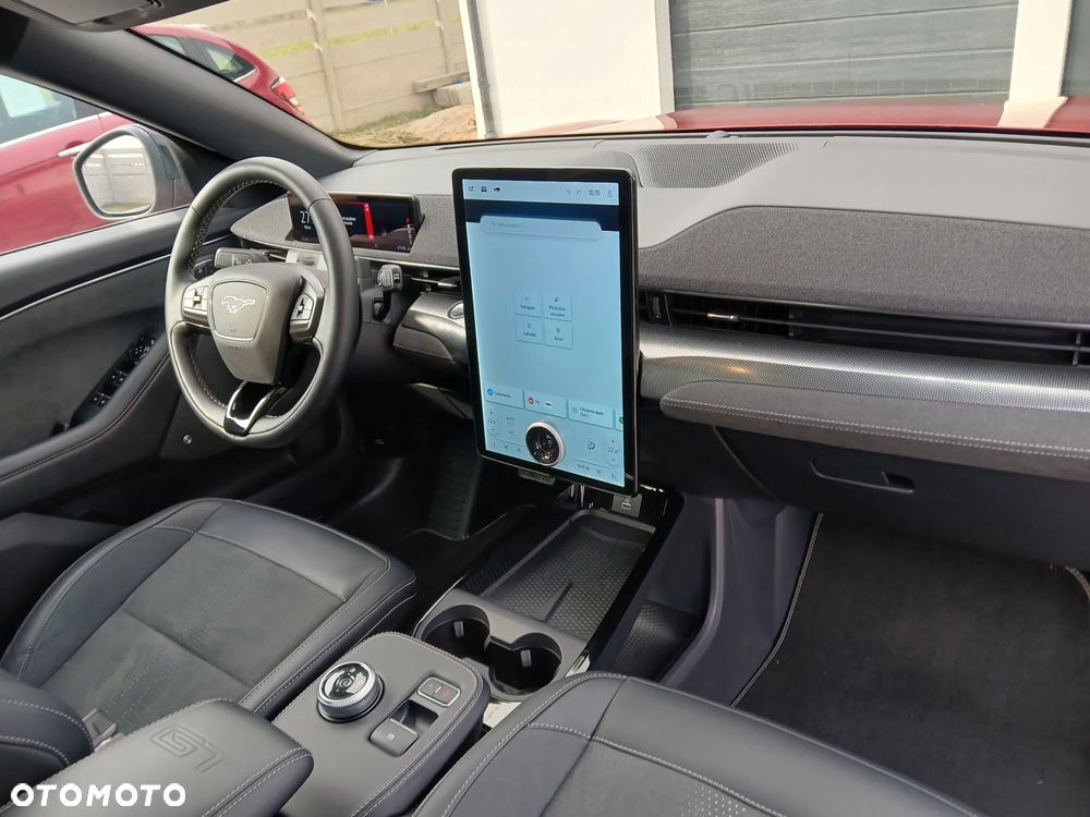 Ford Mustang Mach-E AWD GT - 19